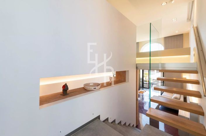 Image No.10-1 Bed Apartment for sale