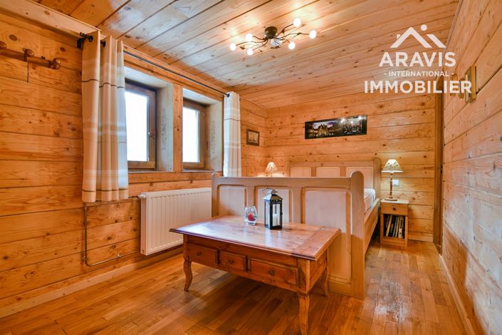 Image No.13-4 Bed House for sale