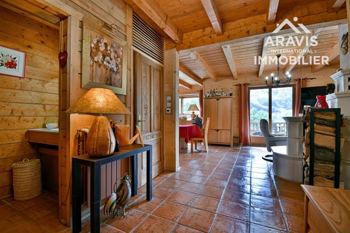 Image No.6-4 Bed House for sale