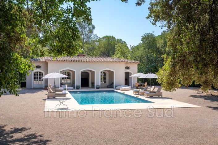 Image No.2-10 Bed House for sale