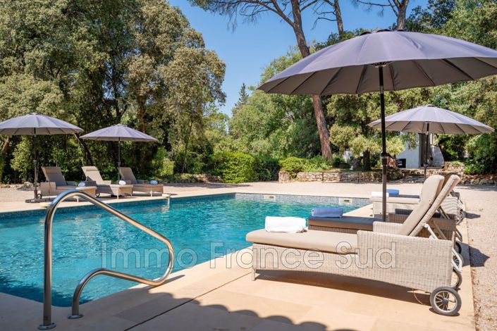 Image No.3-10 Bed House for sale