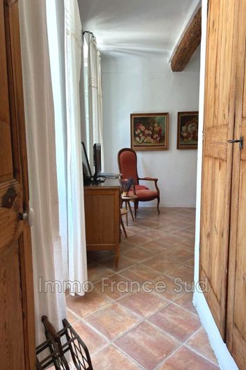 Image No.11-3 Bed House for sale