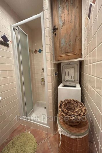 Image No.12-3 Bed House for sale