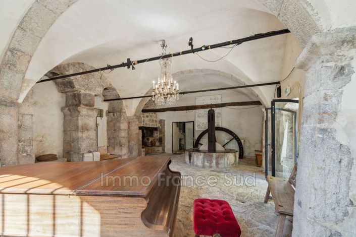 Image No.12-2 Bed House for sale