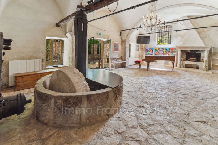 Image No.6-2 Bed House for sale