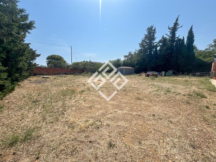 Image No.12-3 Bed House for sale