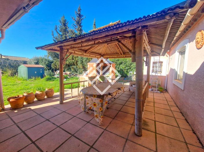 Image No.14-3 Bed House for sale