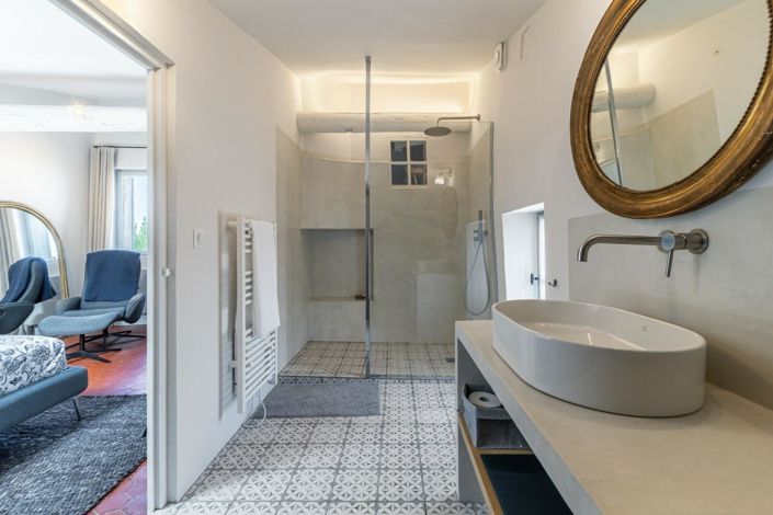 Image No.9-2 Bed House for sale