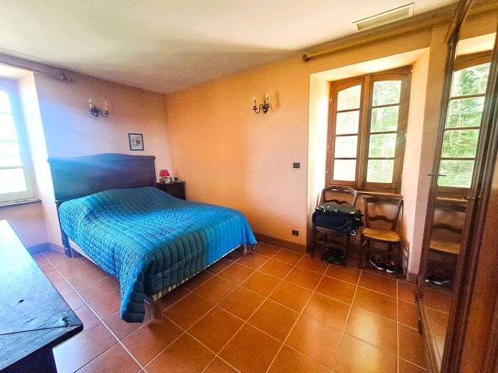 Image No.16-2 Bed House for sale