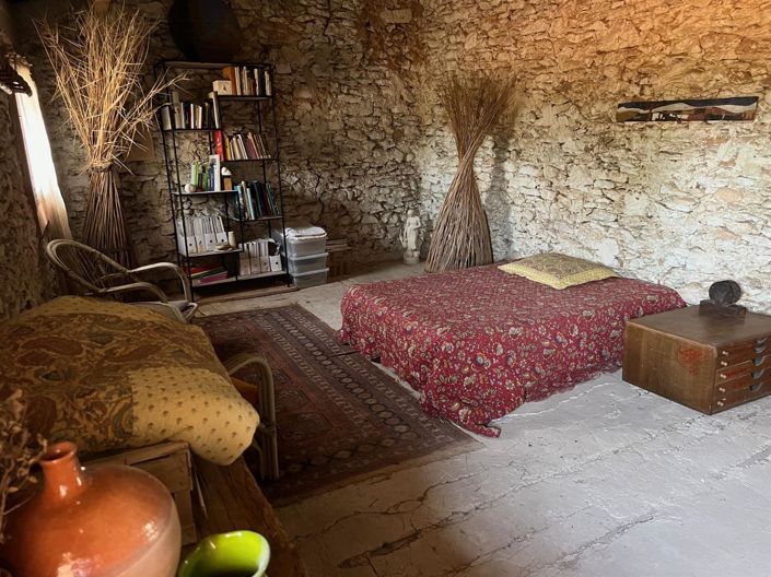 Image No.12-5 Bed House for sale