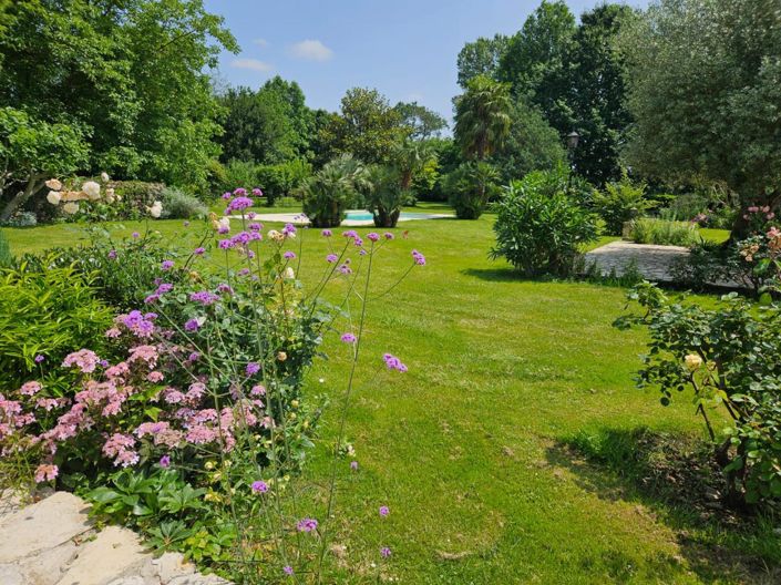 Image No.11-6 Bed House for sale