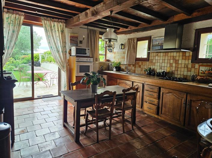 Image No.4-6 Bed House for sale