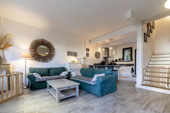 Image No.2-3 Bed House for sale