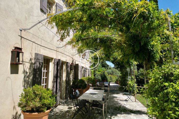 Image No.15-7 Bed House for sale