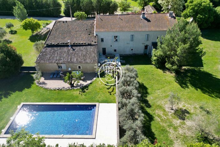 Image No.18-10 Bed House for sale