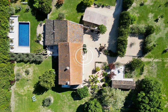 Image No.9-10 Bed House for sale