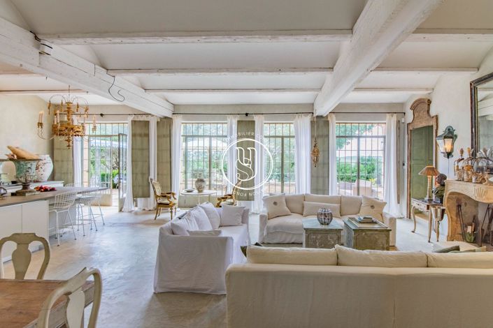 Image No.2-5 Bed House for sale