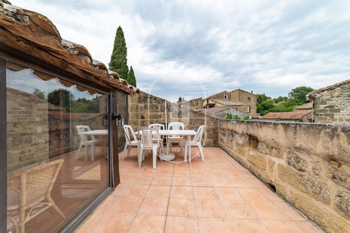 Image No.11-1 Bed House for sale