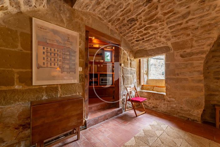 Image No.5-1 Bed House for sale