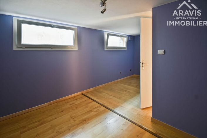 Image No.7-1 Bed House for sale