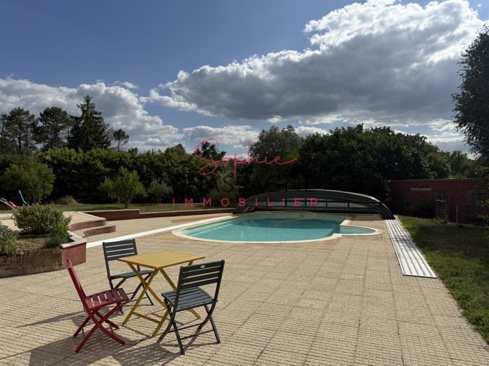 Image No.9-4 Bed House for sale