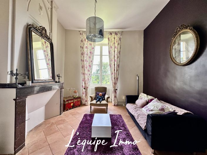 Image No.18-6 Bed Property for sale