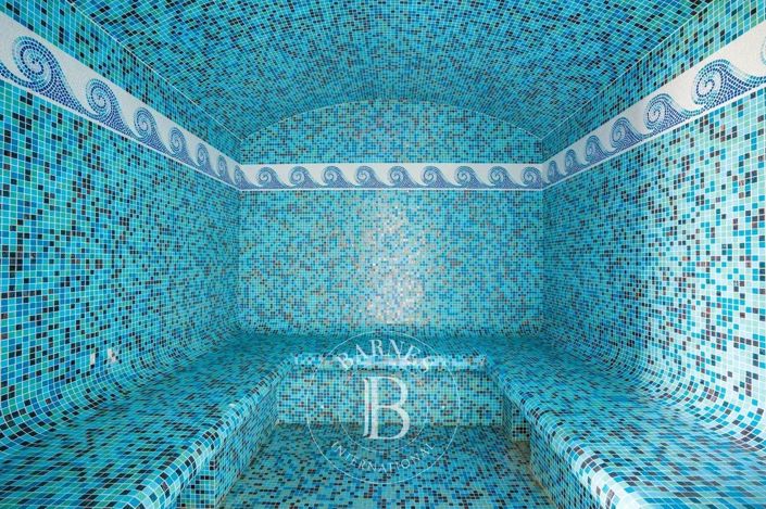 Image No.31-7 Bed House for sale