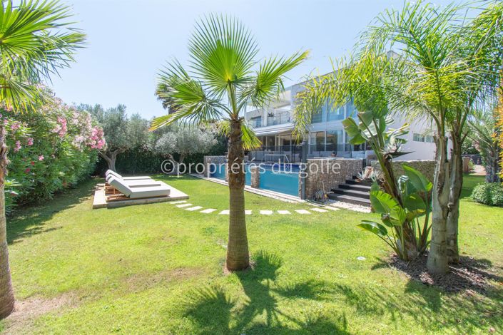 Image No.2-5 Bed House for sale