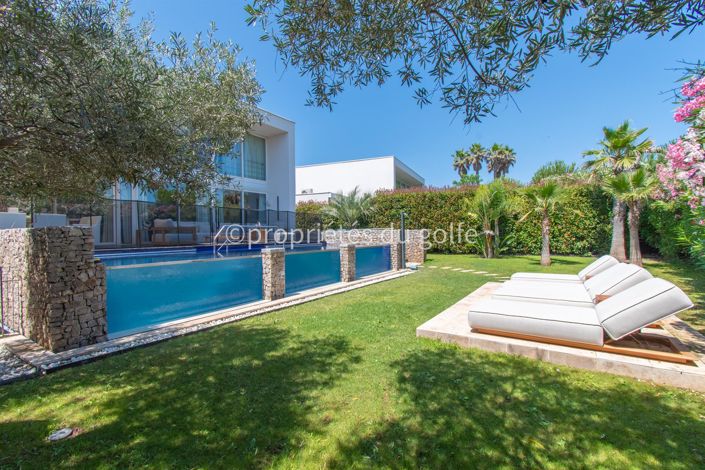 Image No.4-5 Bed House for sale