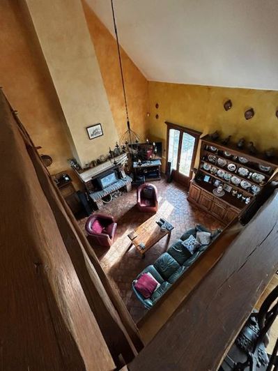 Image No.10-3 Bed House for sale