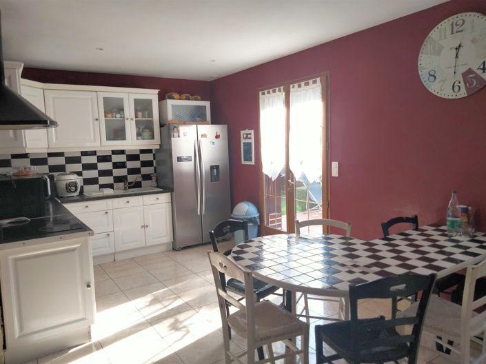 Image No.10-5 Bed House for sale