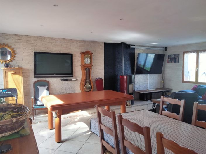 Image No.12-5 Bed House for sale