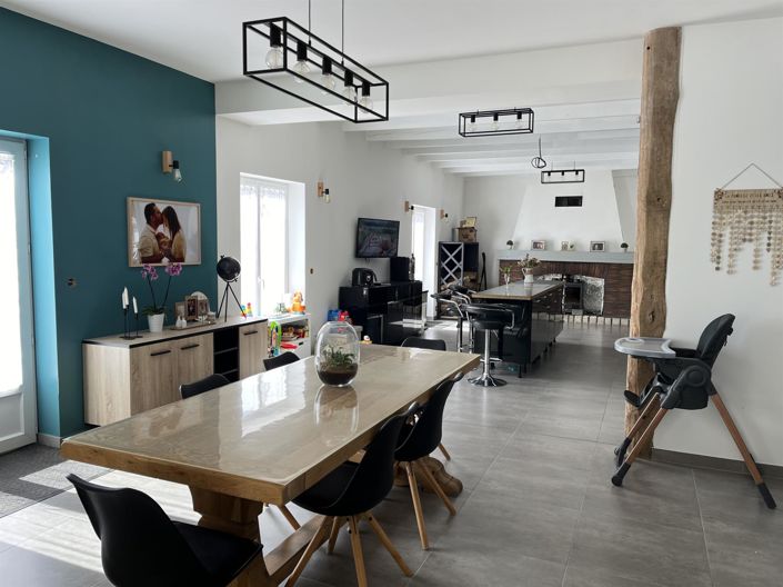 Image No.3-4 Bed House for sale