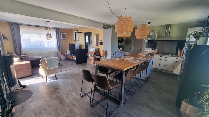 Image No.3-3 Bed House for sale