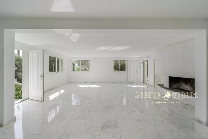 Image No.5-4 Bed House for sale