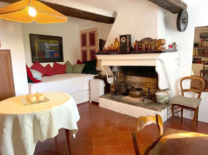 Image No.8-4 Bed House for sale