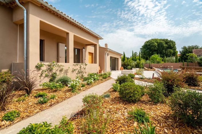 Image No.10-4 Bed House for sale