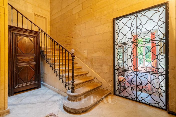 Image No.10-8 Bed House for sale