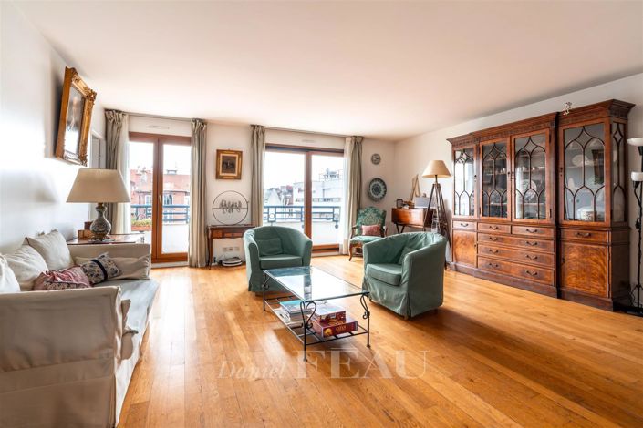 Image No.3-6 Bed Apartment for sale