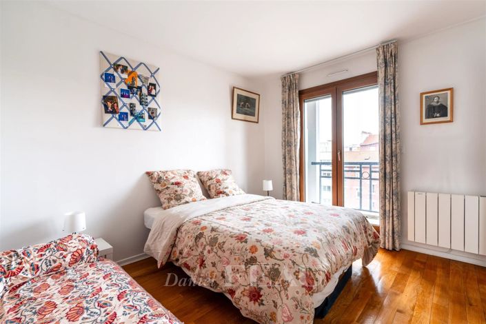 Image No.5-6 Bed Apartment for sale