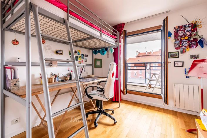 Image No.9-6 Bed Apartment for sale