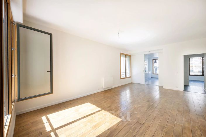 Image No.3-3 Bed Apartment for sale