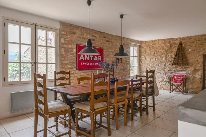 Image No.8-5 Bed House for sale