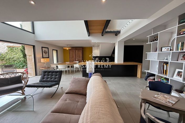 Image No.6-3 Bed House for sale