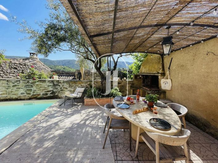 Image No.3-3 Bed House for sale