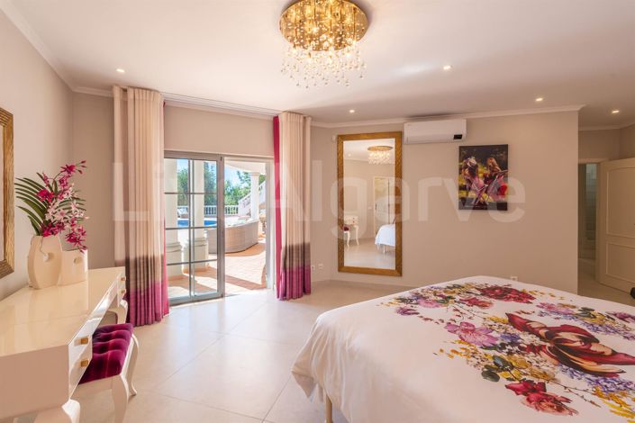 Image No.39-5 Bed House for sale