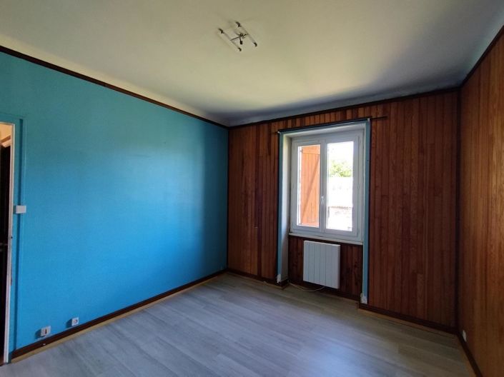 Image No.4-House for sale