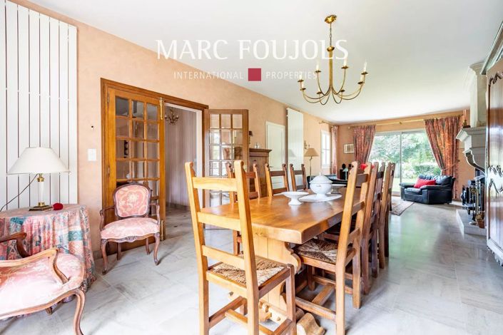 Image No.12-5 Bed House for sale