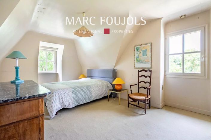 Image No.16-5 Bed House for sale