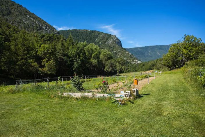 Image No.21-2 Bed House for sale